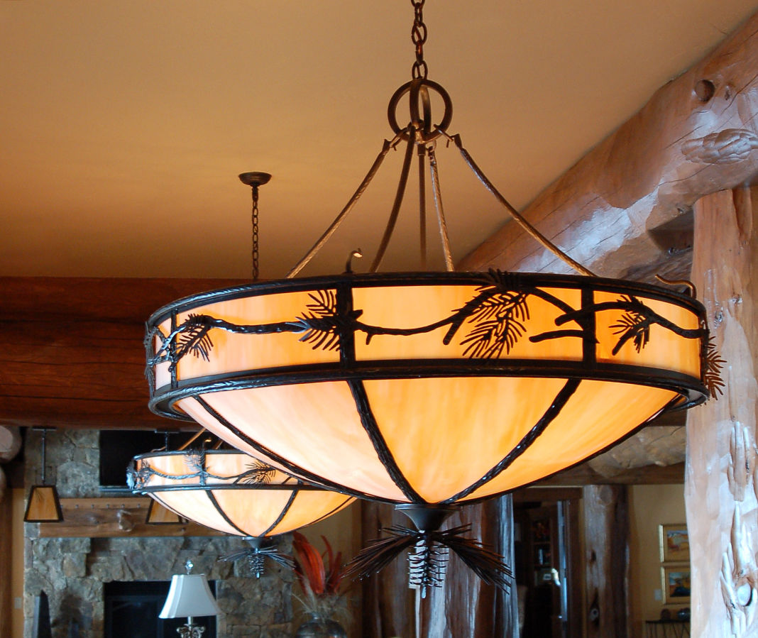 Rustic Lighting Pine Pendant